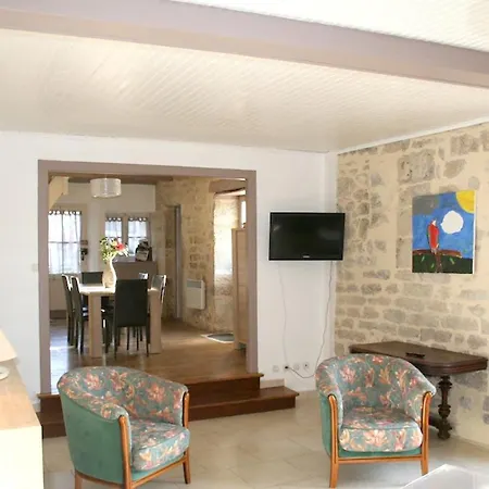 빌라 Charmante A Avec Piscine Privee Montfaucon (Lot)